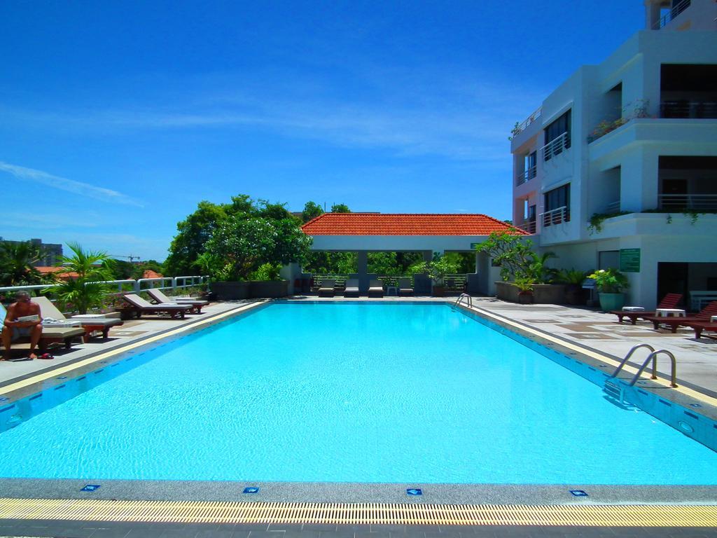 Appartamento Abricole At Pattaya Hill Esterno foto
