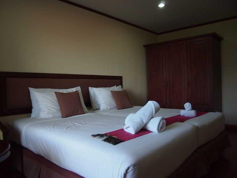 Appartamento Abricole At Pattaya Hill Esterno foto